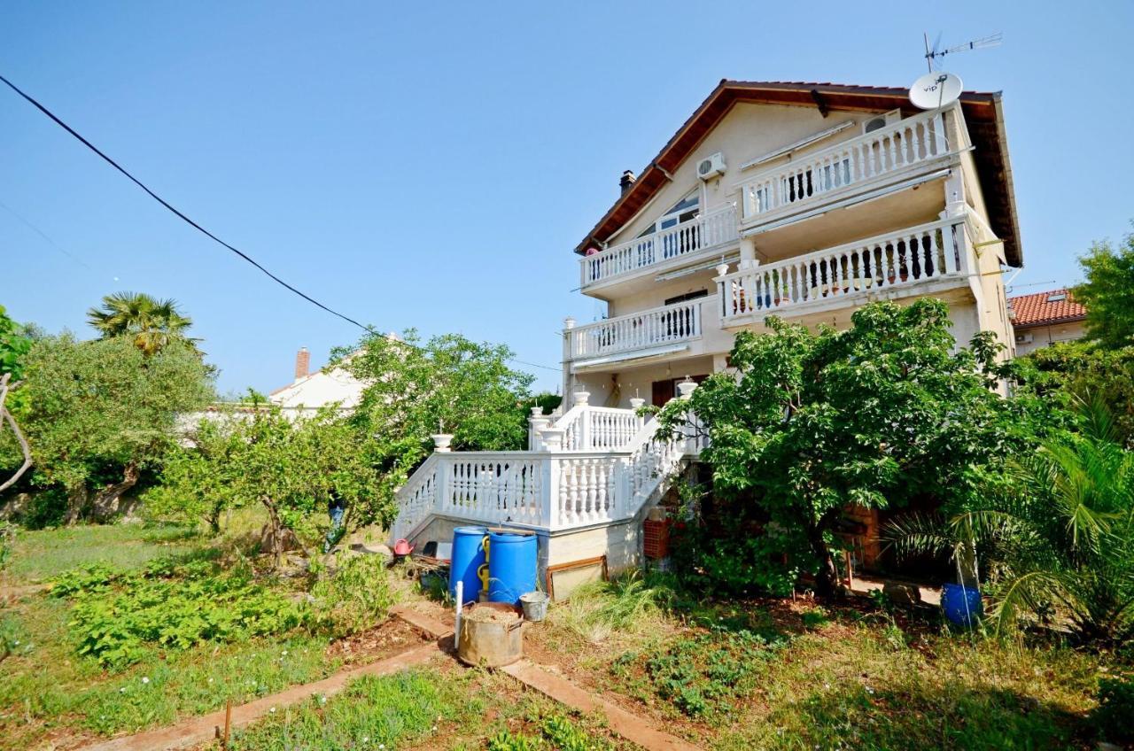 Apartment Branislava Рогозница Экстерьер фото